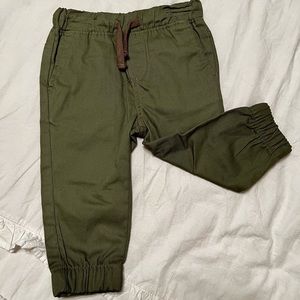Ben Sherman boy’s green khaki joggers, 12 mos